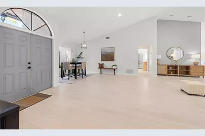 1611 NW 101st Way, Plantation, FL 33322 - Photo 4