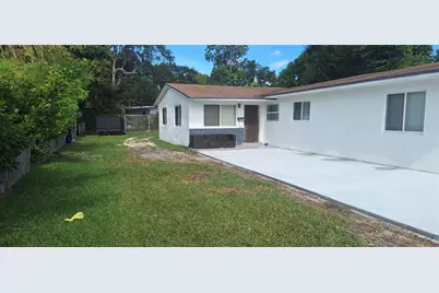 1555 NE 148th St, Miami, FL 33161 - Photo 14