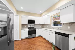 608 Misty Oaks Ln, Pompano Beach, FL 33069 - Photo 18