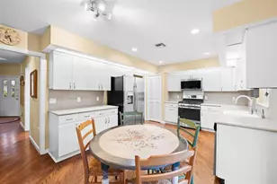 608 Misty Oaks Ln, Pompano Beach, FL 33069 - Photo 16