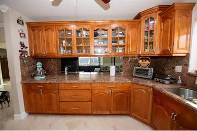 11040 NW 16th St, Pembroke Pines, FL 33026 - Photo 18