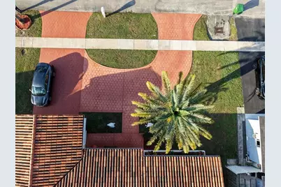 11040 NW 16th St, Pembroke Pines, FL 33026 - Photo 40