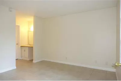 10773  Cleary Blvd, Unit #107, Plantation, FL 33324 - Photo 8