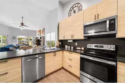 1156  Cedar Falls Dr, Weston, FL 33327 - Photo 16