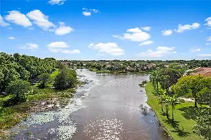 1156 Cedar Falls Dr, Weston, FL 33327 - Photo 2