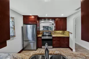 2117 NE 11th Ave, Wilton Manors, FL 33305 - Photo 16