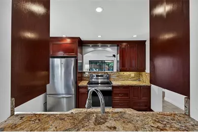 2117 NE 11th Ave, Unit #2117, Wilton Manors, FL 33305 - Photo 10