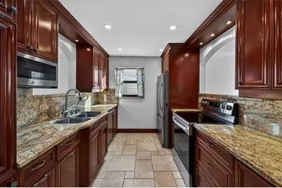 2117 NE 11th Ave, Unit #2117, Wilton Manors, FL 33305 - Photo 12