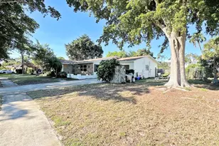 661 Palmetto Dr, Coconut Creek, FL 33066 - Photo 4