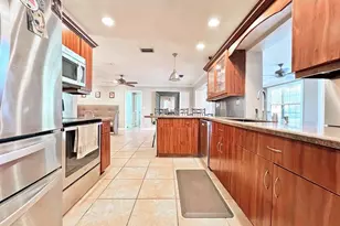 661 Palmetto Dr, Coconut Creek, FL 33066 - Photo 18