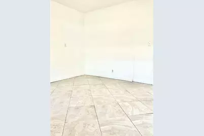 1645 NE 12th St, Unit #B, Fort Lauderdale, FL 33304 - Photo 14