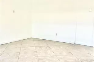 1645 NE 12th St, Fort Lauderdale, FL 33304 - Photo 14