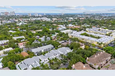 218 NE 15th Ave, Unit #218, Fort Lauderdale, FL 33301 - Photo 4