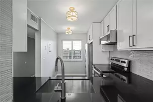 7840 NW 50th St, Lauderhill, FL 33351 - Photo 6