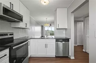 7840 NW 50th St, Lauderhill, FL 33351 - Photo 4