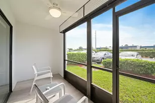 15451 Pembridge Dr, Delray Beach, FL 33484 - Photo 24