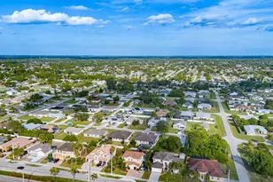 2081 SW Bayshore Blvd, Port Saint Lucie, FL 34984 - Photo 8