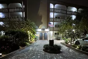 2305 Lucaya Ln, Coconut Creek, FL 33066 - Photo 24