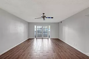 7552 Stirling Rd, Hollywood, FL 33024 - Photo 2