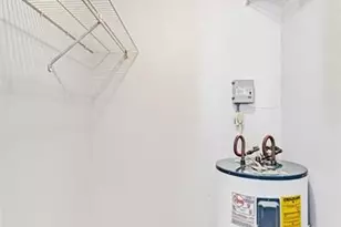 7552 Stirling Rd, Hollywood, FL 33024 - Photo 16