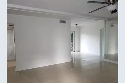 7815 NW 73rd Ave, Tamarac, FL 33321 - Photo 6