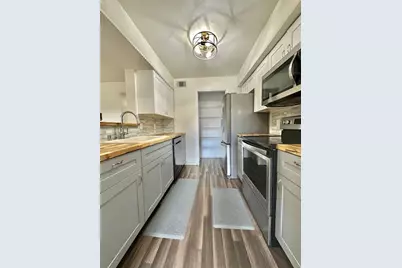 2371 NW 33rd St, Unit #710, Oakland Park, FL 33309 - Photo 4