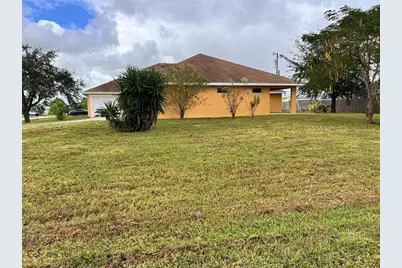 1301 SW Gahaf Ave, Port Saint Lucie, FL 34953 - Photo 12