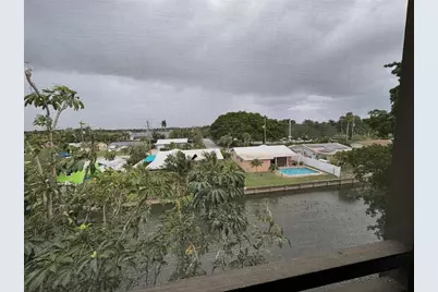 120  Royal Park Dr, Unit #B4, Oakland Park, FL 33309 - Photo 14