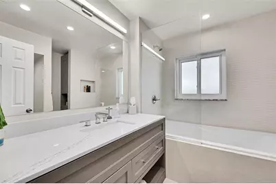 3999 NE 15th Ave, Oakland Park, FL 33334 - Photo 34