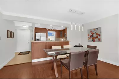 311 SE 3rd St, Unit #402, Dania Beach, FL 33004 - Photo 8