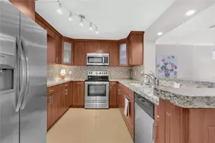 311 SE 3rd St, Dania Beach, FL 33004 - Photo 4