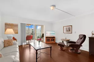 311 SE 3rd St, Dania Beach, FL 33004 - Photo 10