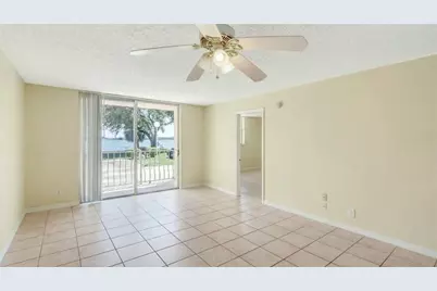 470  Executive Center Dr, Unit #1G, West Palm Beach, FL 33401 - Photo 1
