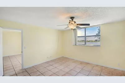 470  Executive Center Dr, Unit #1G, West Palm Beach, FL 33401 - Photo 10