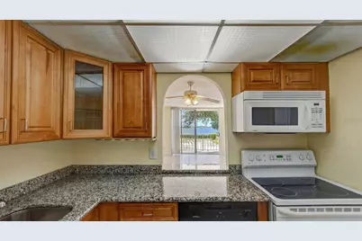 470  Executive Center Dr, Unit #1G, West Palm Beach, FL 33401 - Photo 6