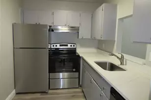 4240 Woodside Dr, Coral Springs, FL 33065 - Photo 12