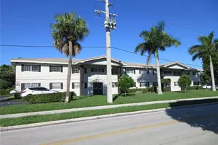 4240 Woodside Dr, Coral Springs, FL 33065 - Photo 6