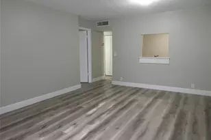 4240 Woodside Dr, Coral Springs, FL 33065 - Photo 8