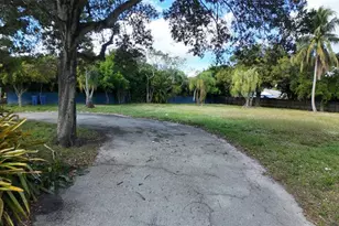 937 NE 34th Ct, Oakland Park, FL 33334 - Photo 2