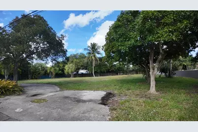 937 NE 34th Ct, Oakland Park, FL 33334 - Photo 10