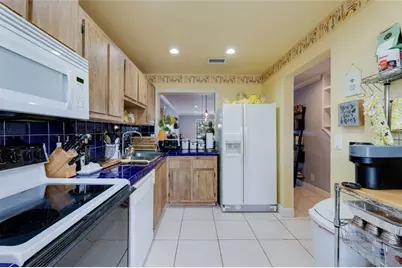 1225 NW 98th Ter, Unit #144, Pembroke Pines, FL 33024 - Photo 18