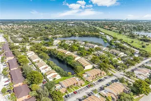 1225 NW 98th Terrace, Pembroke Pines, FL 33024 - Photo 28