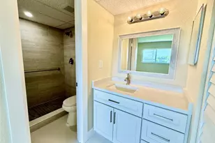 7887 Golf Cir Dr, Margate, FL 33063 - Photo 6