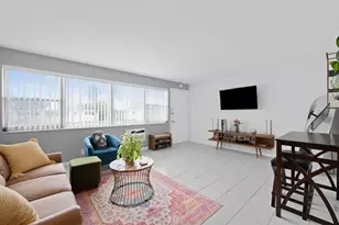 625 Antioch Ave, Fort Lauderdale, FL 33304 - Photo 1