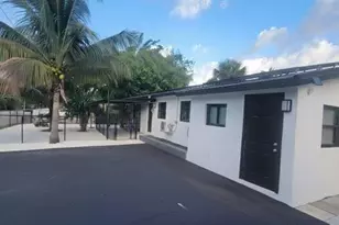 1202 NE 3rd Ave, Fort Lauderdale, FL 33304 - Photo 2