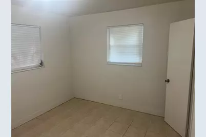 1410 N 65 Ave, Hollywood, FL 33024 - Photo 10