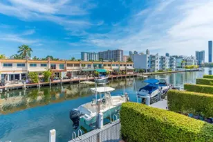 3827 NE 166th St, North Miami Beach, FL 33160 - Photo 28