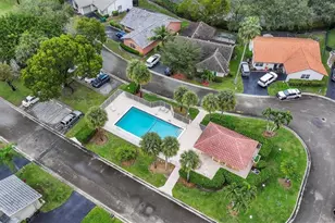 425 Shadow Wood Ln, Coral Springs, FL 33071 - Photo 36