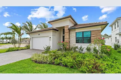 9603  St Germain Drive, Palm Beach Gardens, FL 33412 - Photo 2