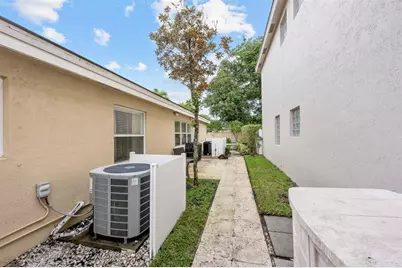 2850 E Sable Cir, Margate, FL 33063 - Photo 34